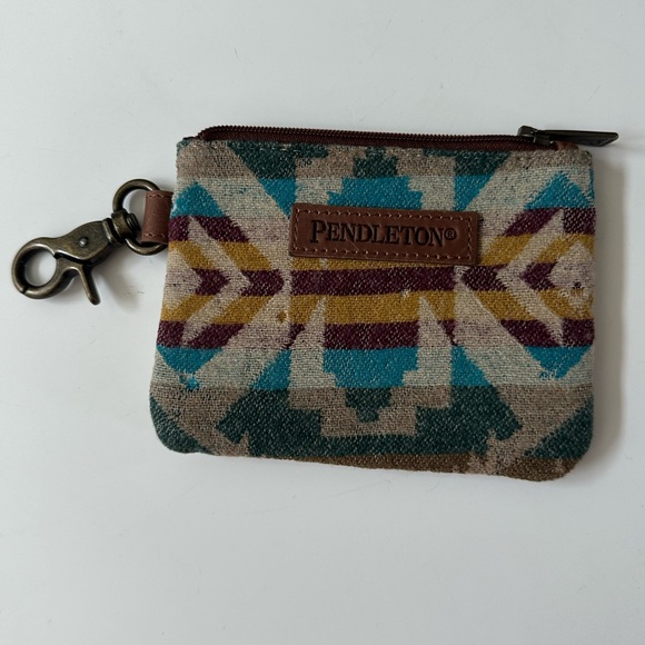 Pendleton Patterned ID Pouch - Picture 1 of 4
